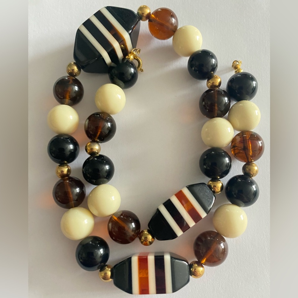 Vintage Tortoise Lucite Beaded Necklace Choker 17” White Cream Amber Red Black
